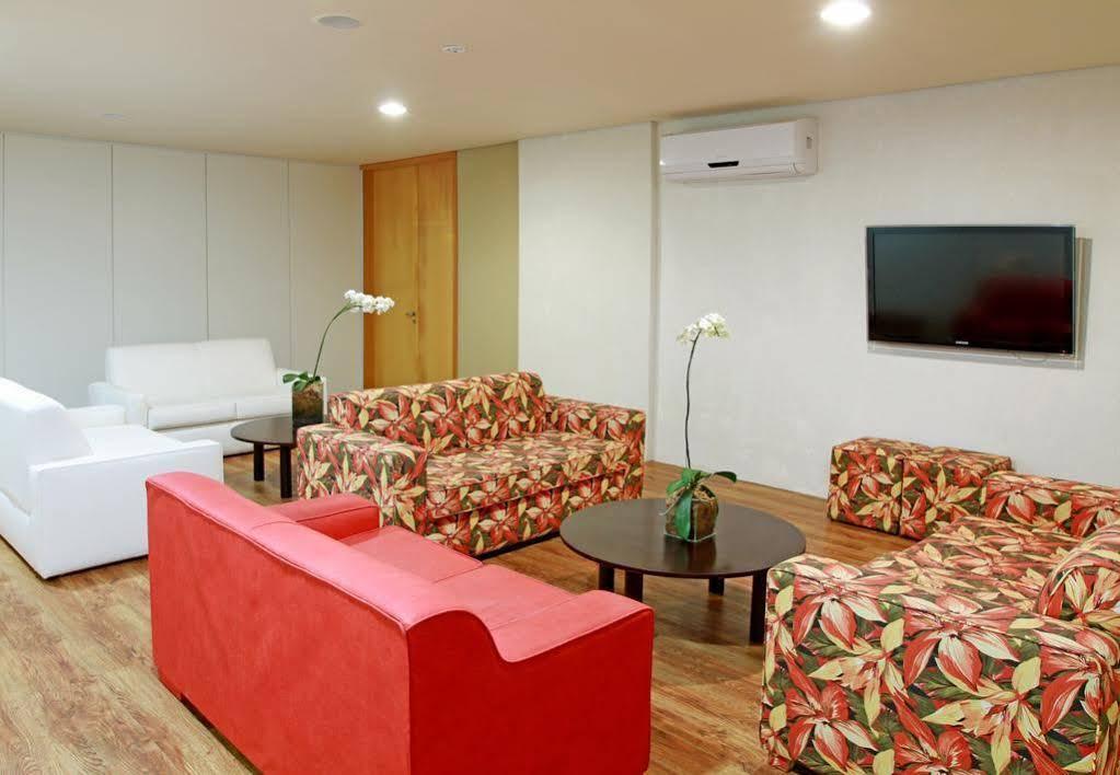 Hotel Travel Flats Riviera